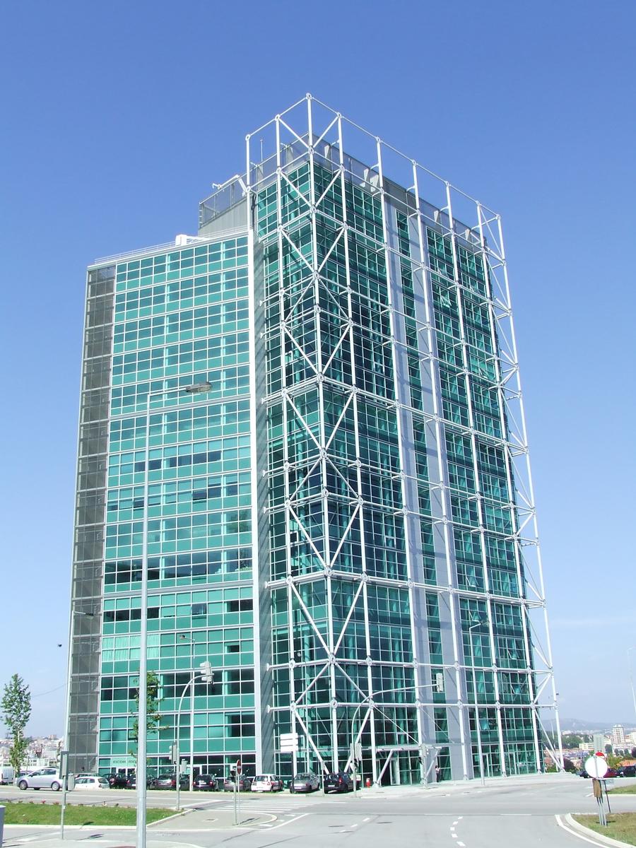 Tower Plaza 