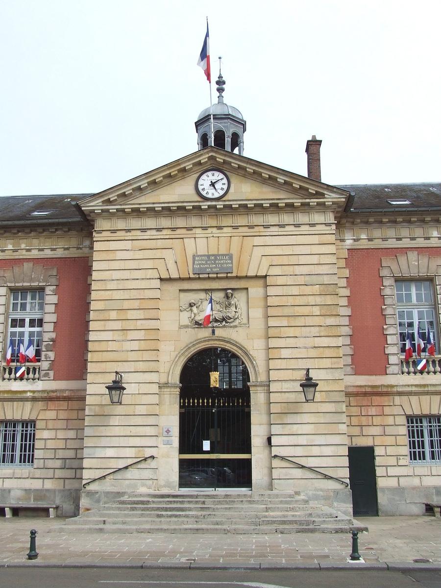 Rambouillet Town Hall 