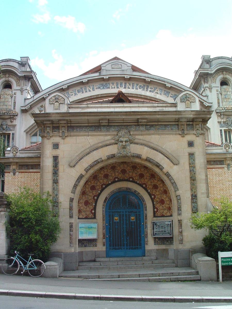 Städtisches Schwimmbad in Rennes 