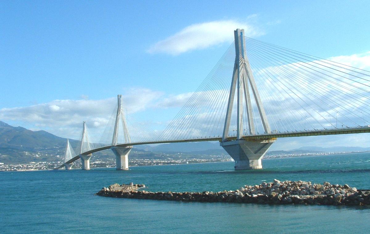 Harilaos Trikoupis Bridge (Rion, 2004) 