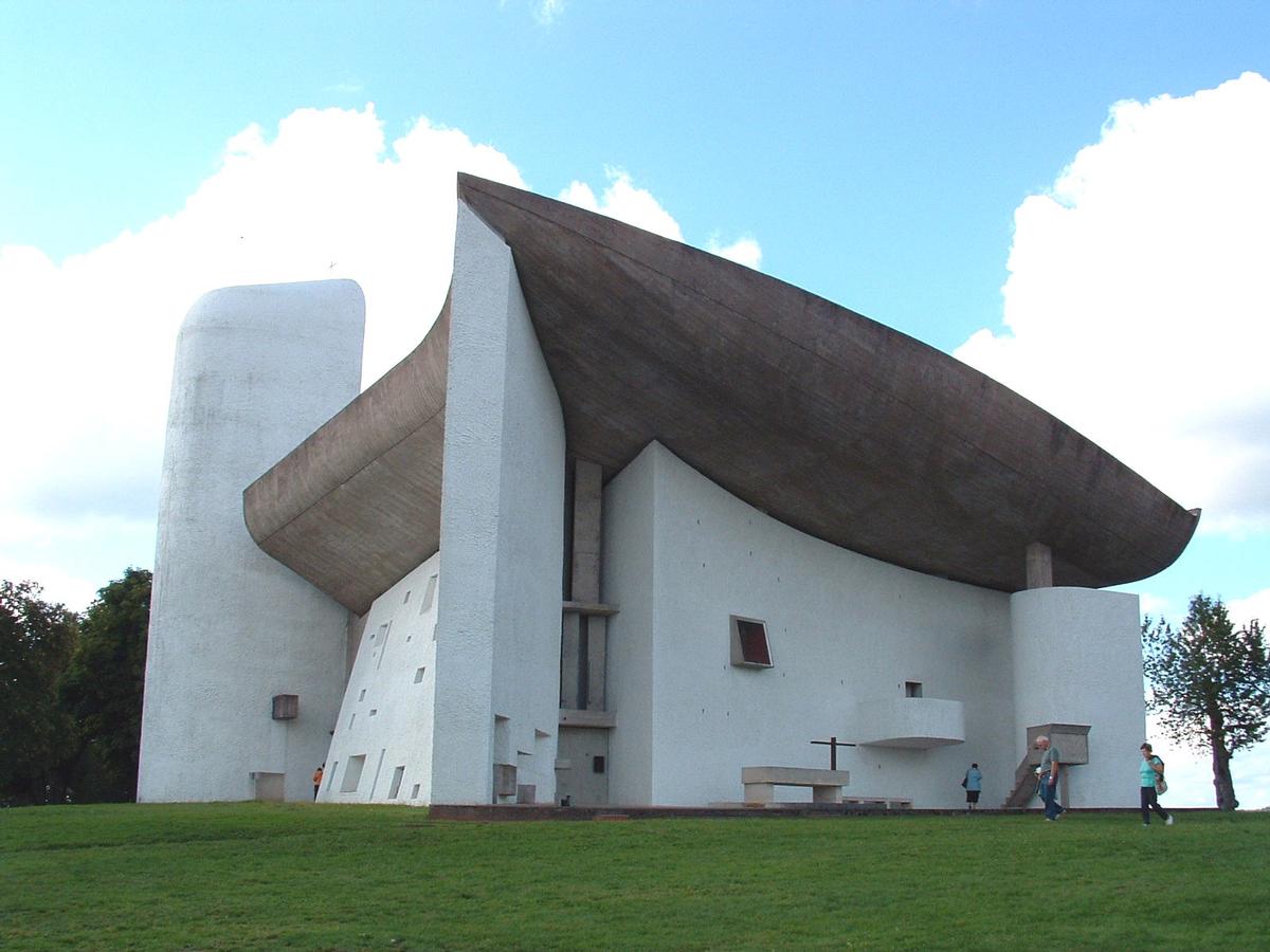 Notre-Dame-du-Haut, Ronchamps. Architecte: Le Corbusier 