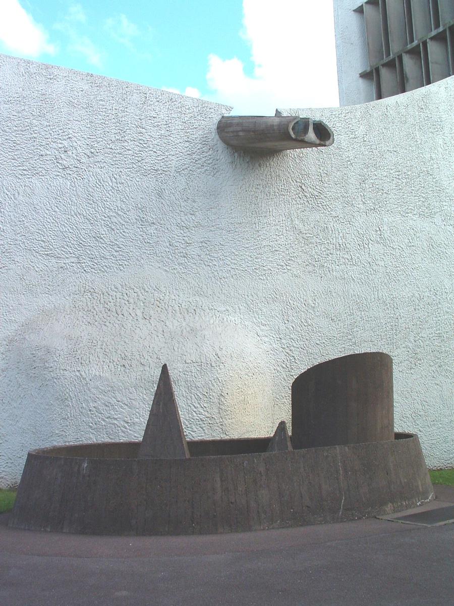 Notre-Dame-du-Haut, Ronchamps. Architecte: Le Corbusier 