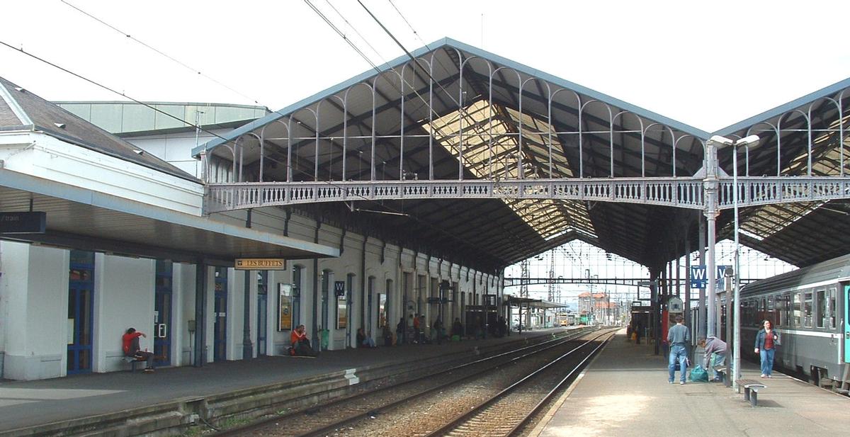 Tarbes Railroad Station (Tarbes) Structurae