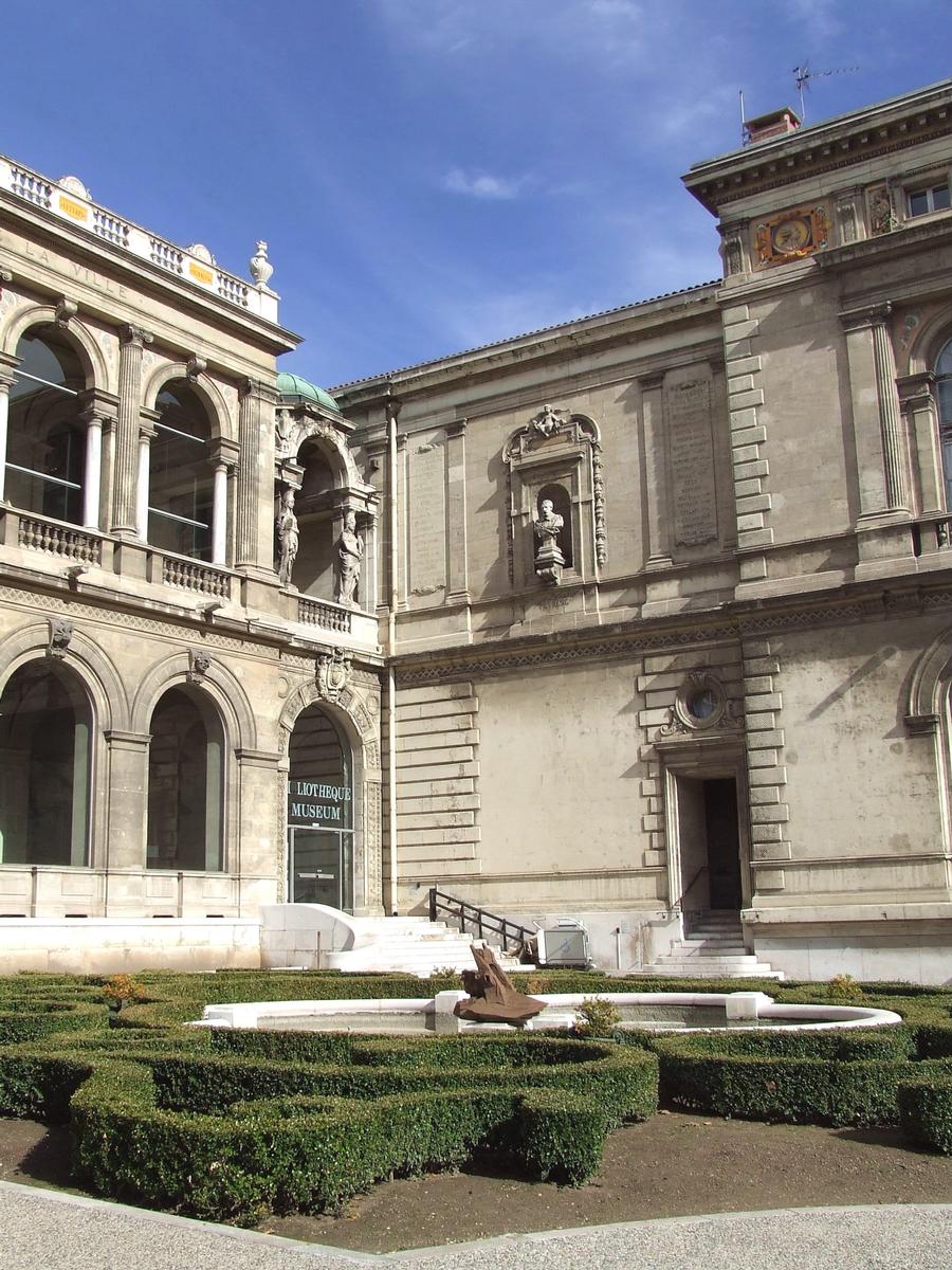 Toulon Art Museum 