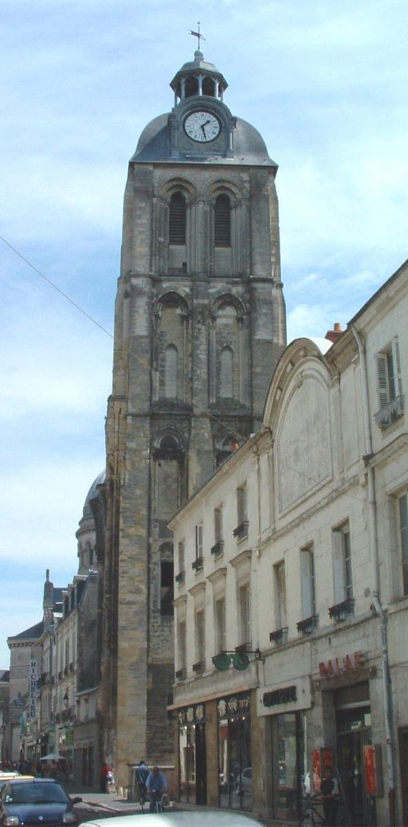 Clock Tower, Tours 