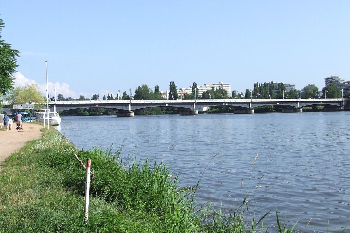 Pont Bellerive, Vichy 