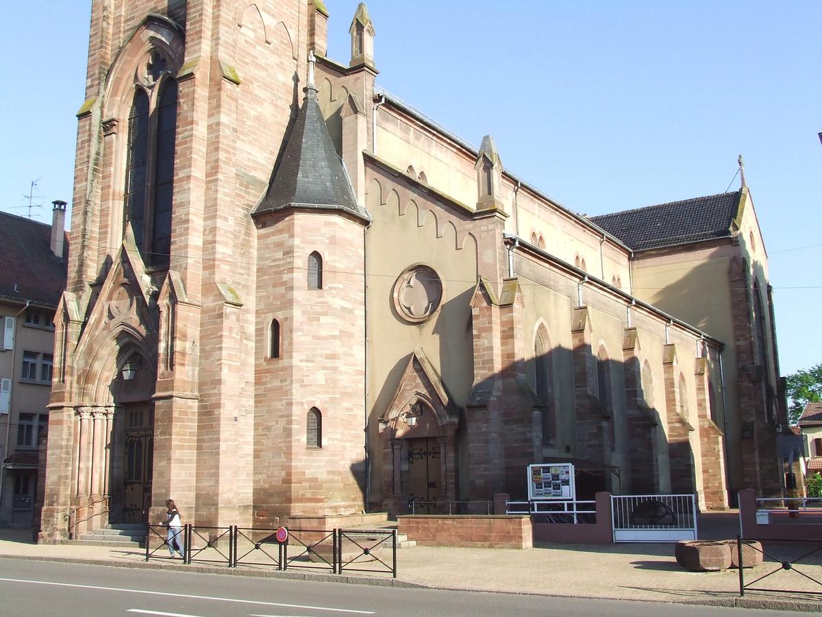 Eglise catholique de Village-Neuf Hauteur totale avec croix 59,41 m. Hauteur sans la croix 57,0 m. (Mesures du 21.10.1998)