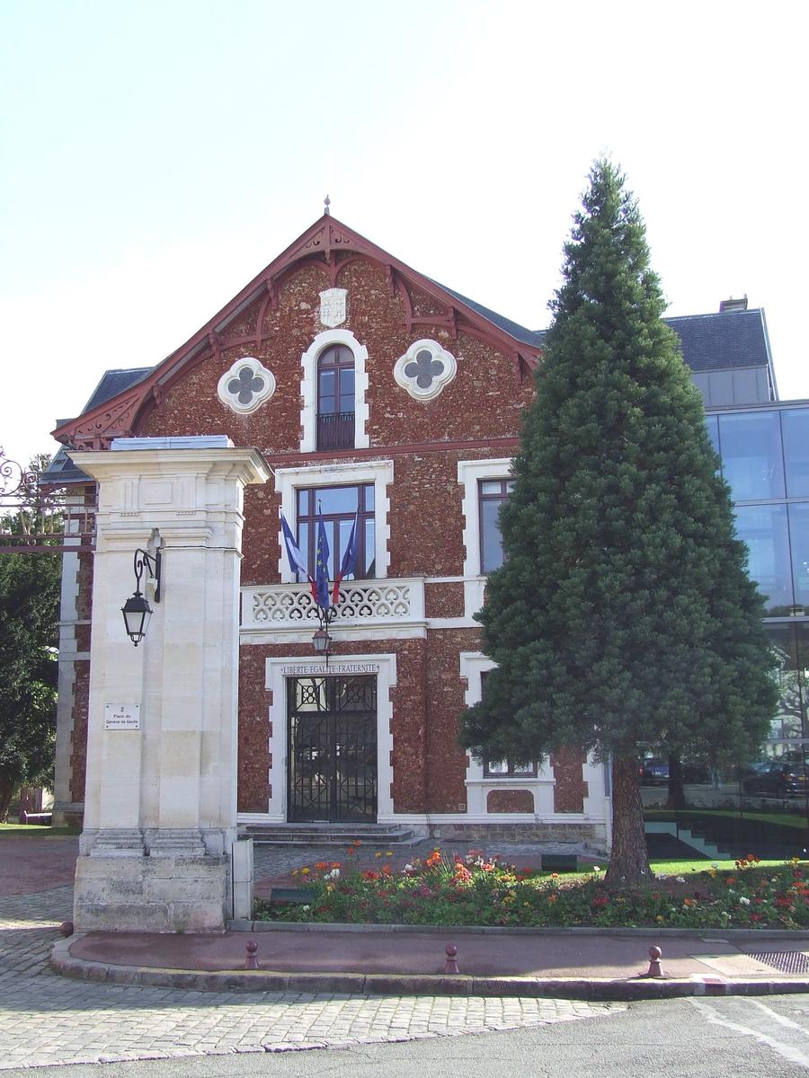 Viroflay Town Hall 
