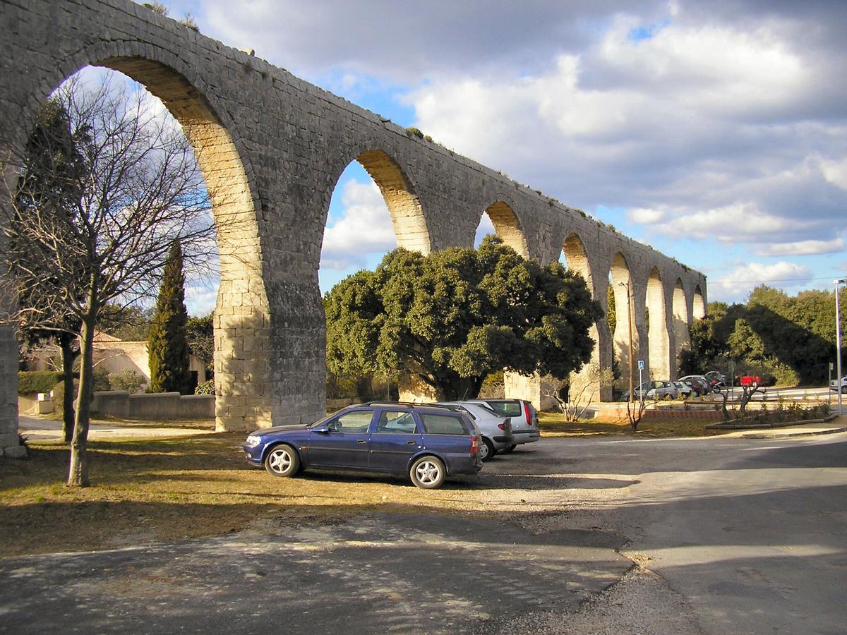 Aquädukt in Castries 