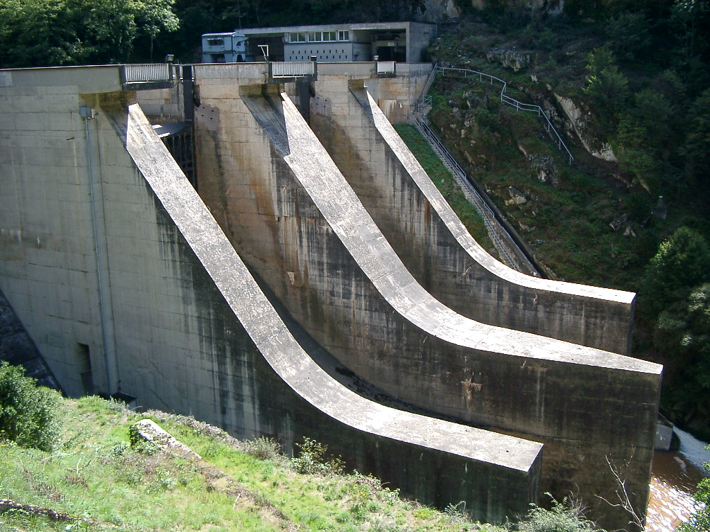 Golinhac Dam 