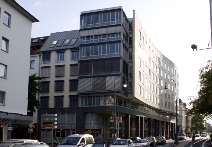 RingColonnaden, Richard-Wagner-Str. 9-17, Köln-Innenstadt, Baujahr 1997, Geschäfts- und Praxishaus 