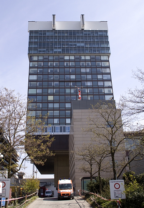 Bettenhaus der Universitätsklinik Köln 