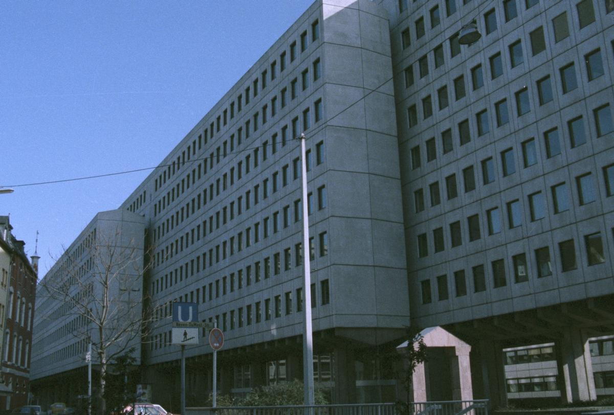WDR Vierscheibenhaus, Kölnvor Umbau-, Entkernungsende 2004 