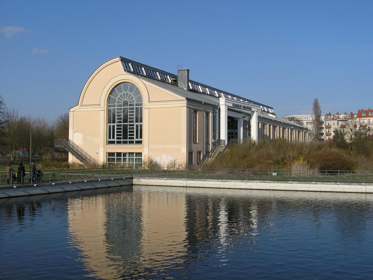 Humboldt Bibliothek, Berlin-Tegel 