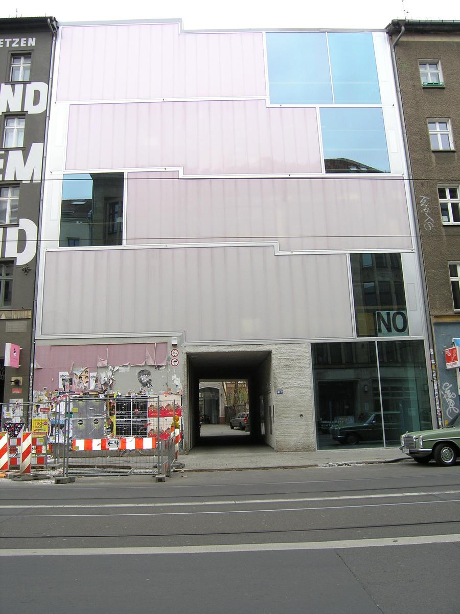 Galerie- und Ateliergebäude, Brunnenstraße 9, Berlin-Mitte 