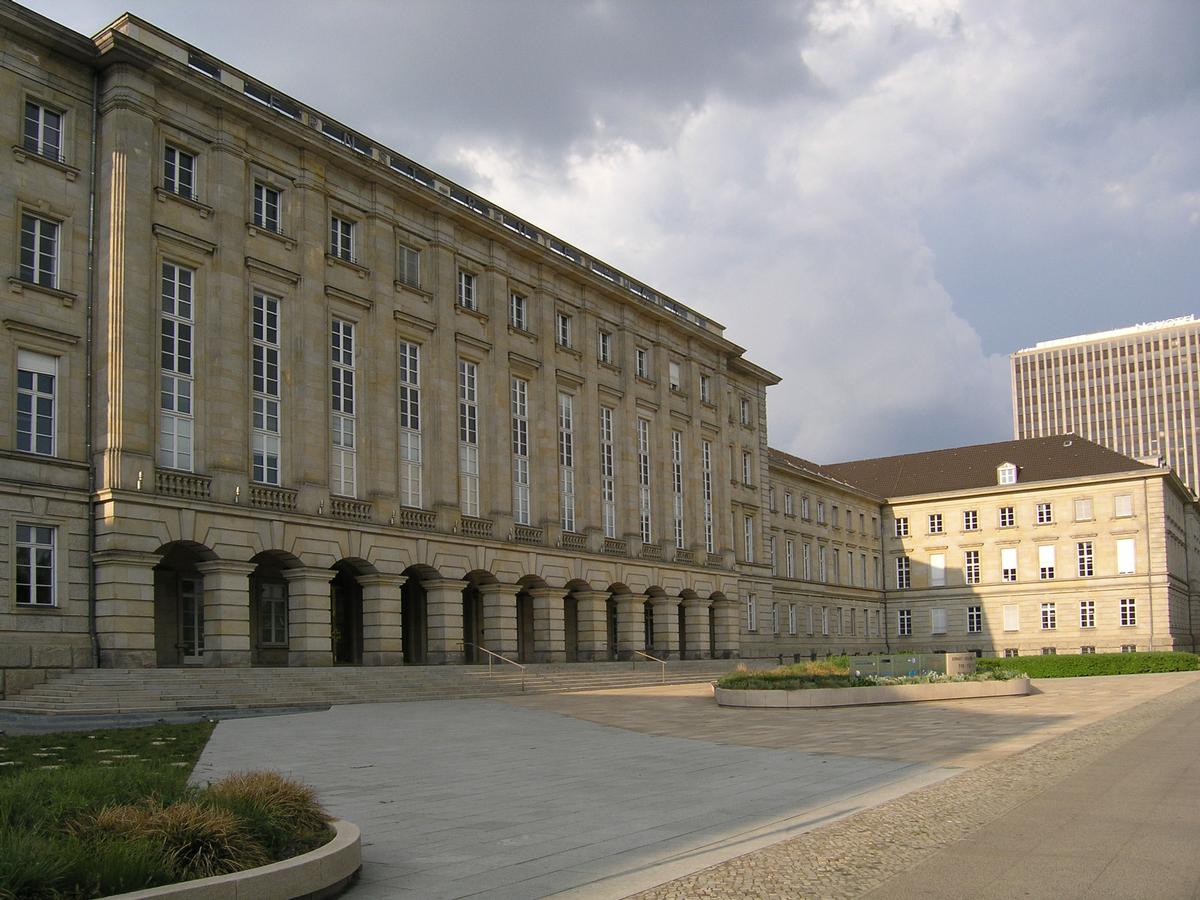 Ernst Reuter Building 