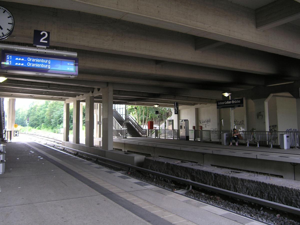 Gare de Berlin Julius-Leber-Brücke 