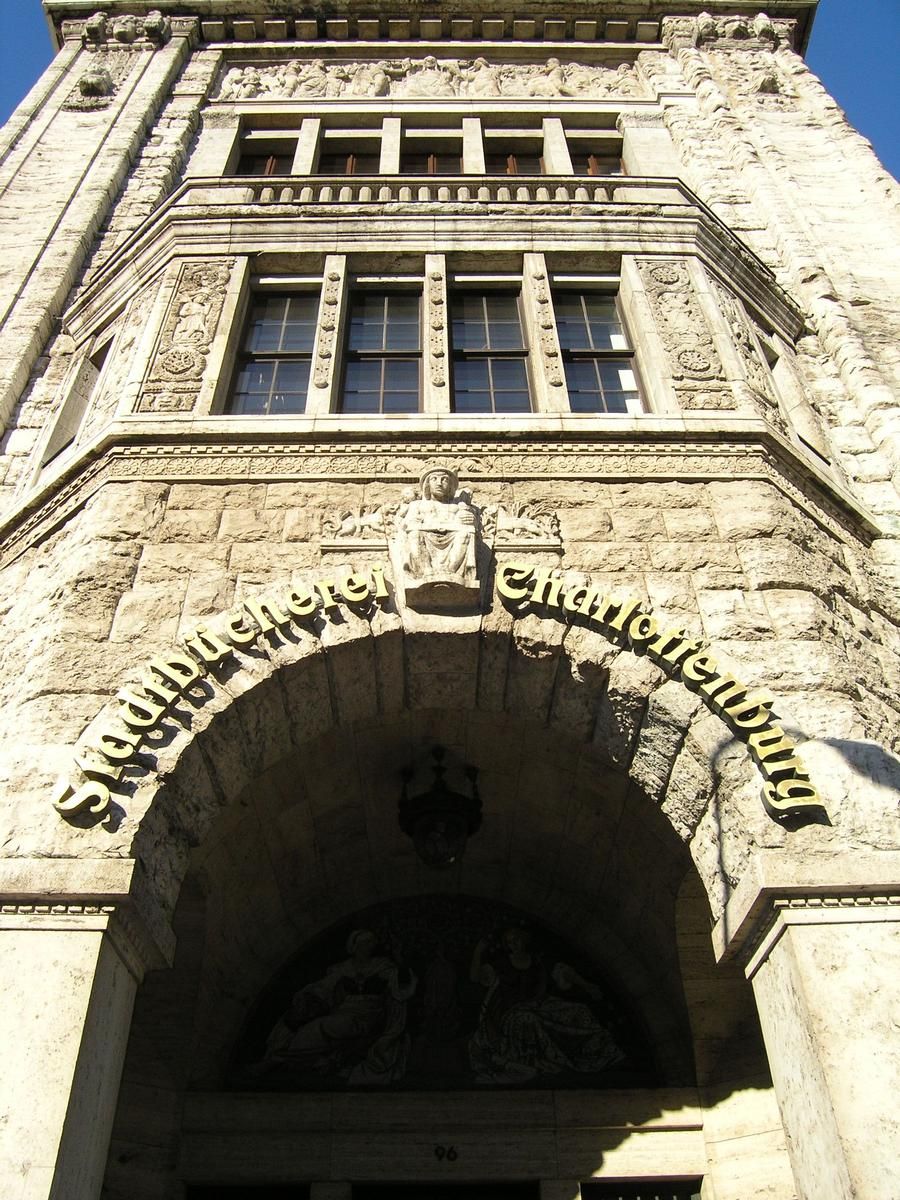 Charlottenburg Town Hall 