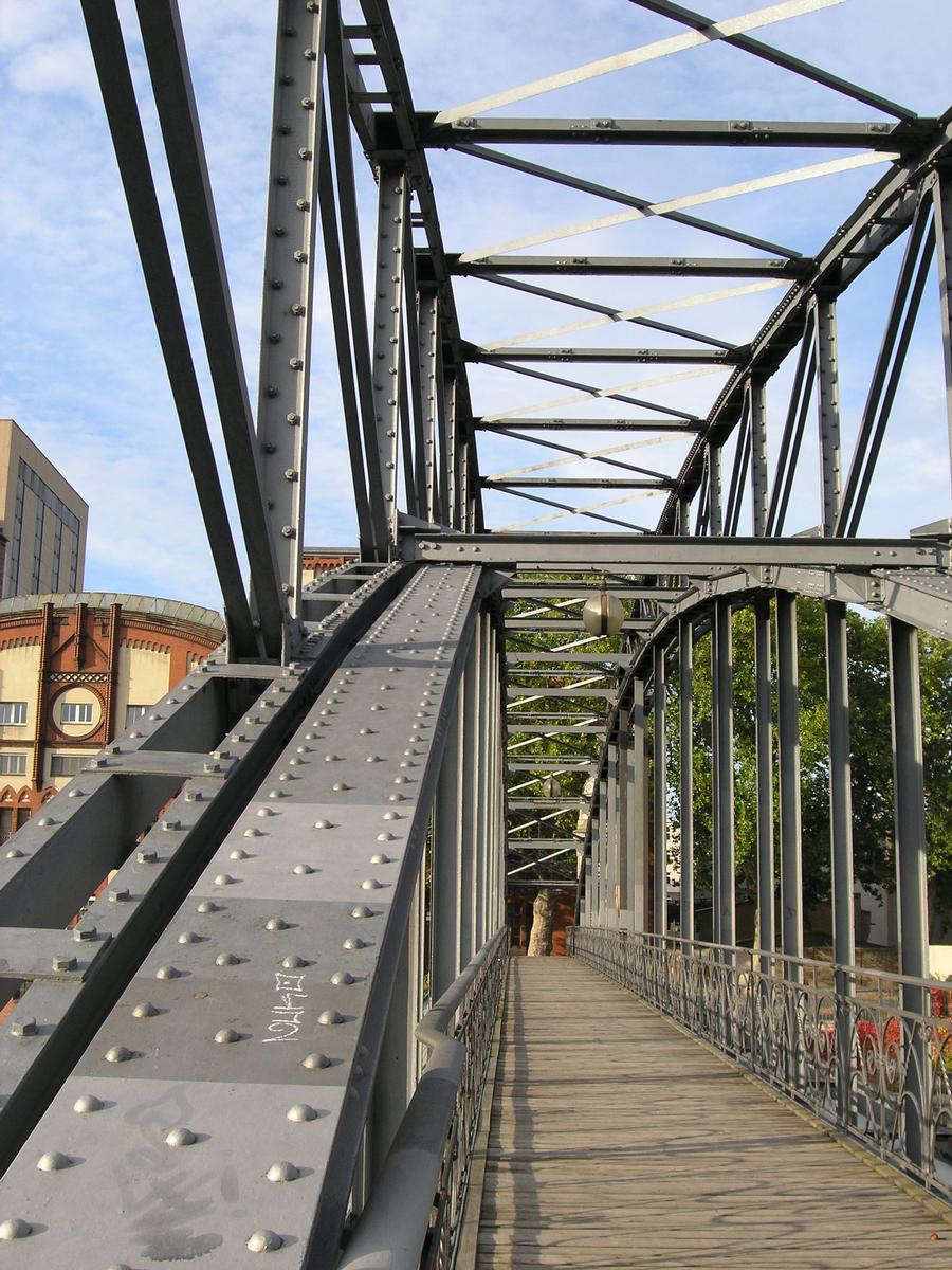 Siemens Footbridge 
