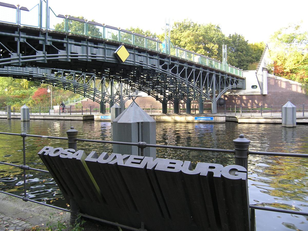 Rosa-Luxemburg Steg / Lichtensteinbrücke, Berlin 