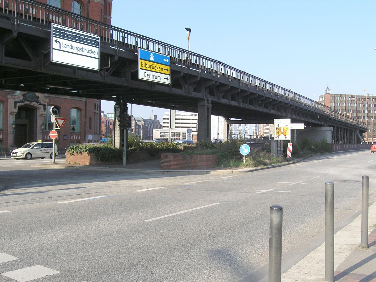 Binnenhafenbrücke (U-Bahn), Hamburg 