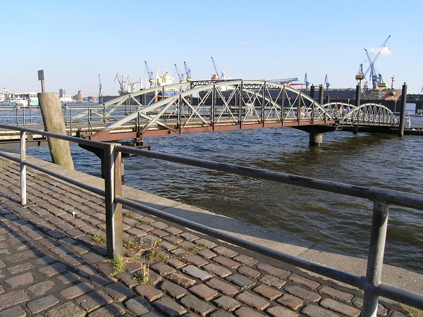 Fußgängerbrücke an der Fischauktionshalle, Hambourg 