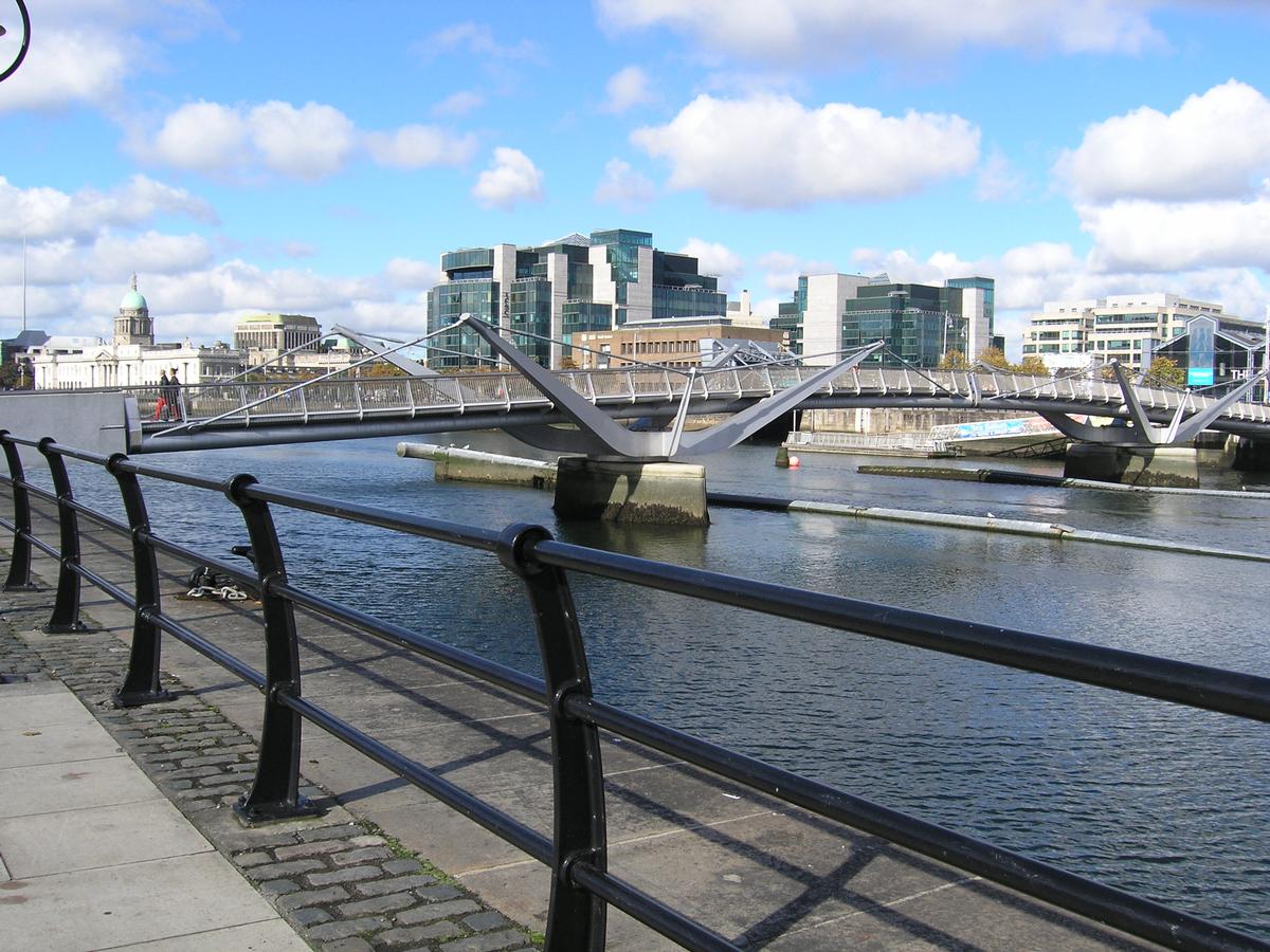 Sean O'Casey Bridge, Dublin 