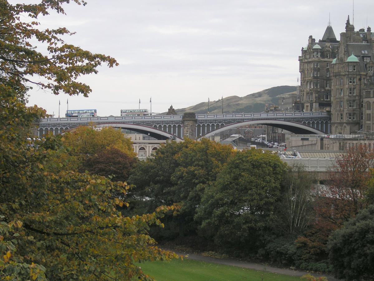 Waverly Bridge, Edinburgh 