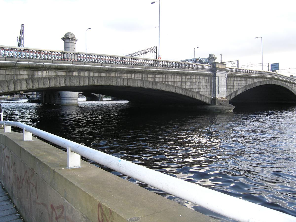 George the Fifth Bridge 