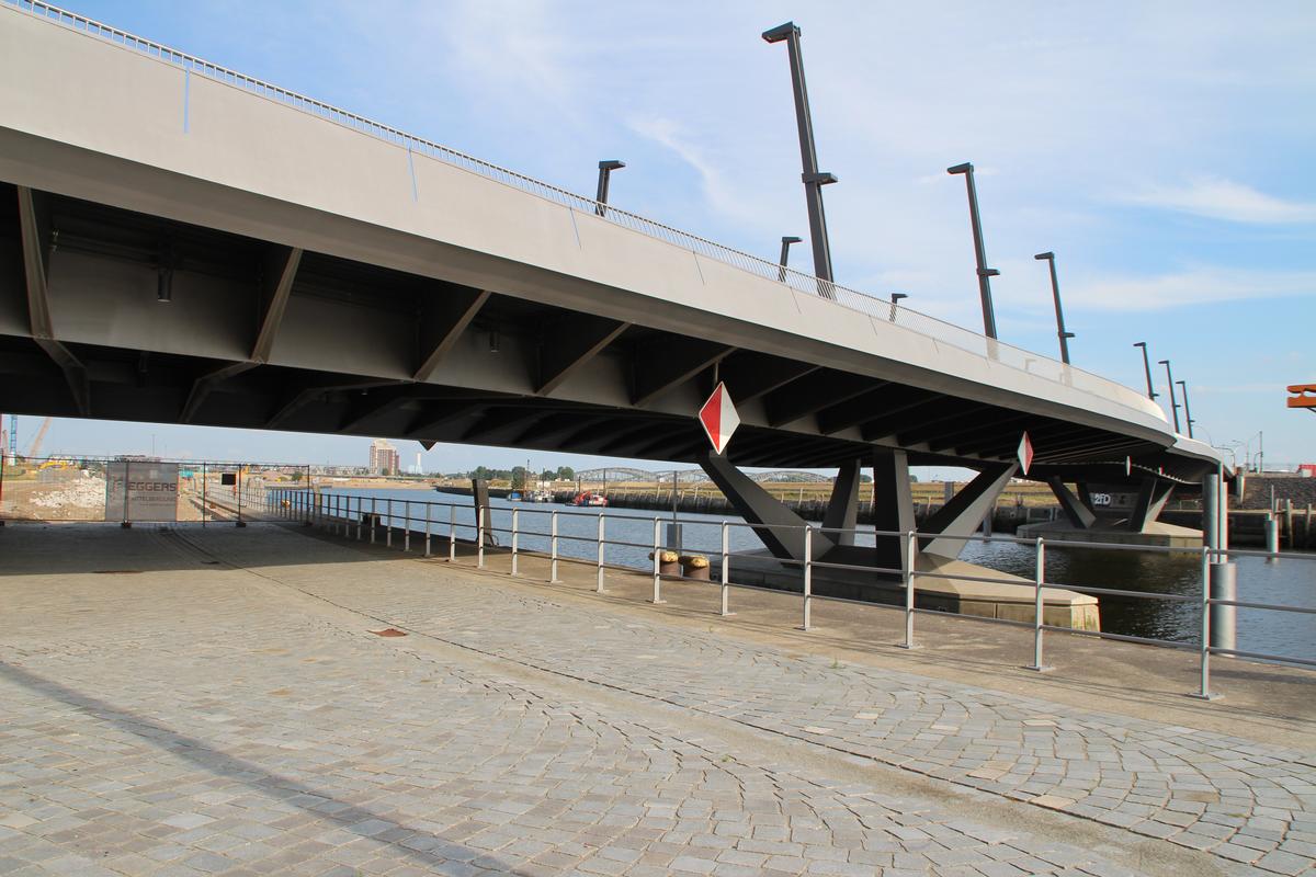 Baakenhafenbrücke 
