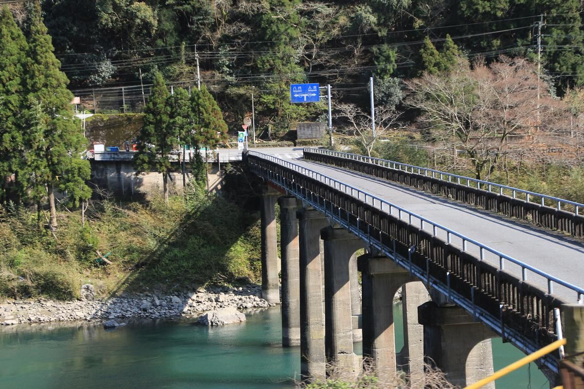 Kuma River Bridge 