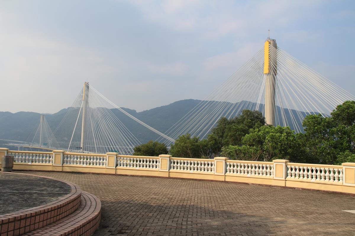 Pont de Ting Kau 