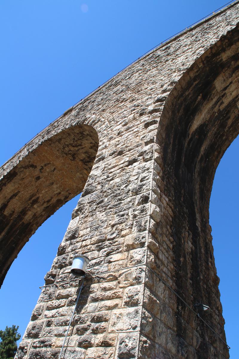 Manari Viaduct 