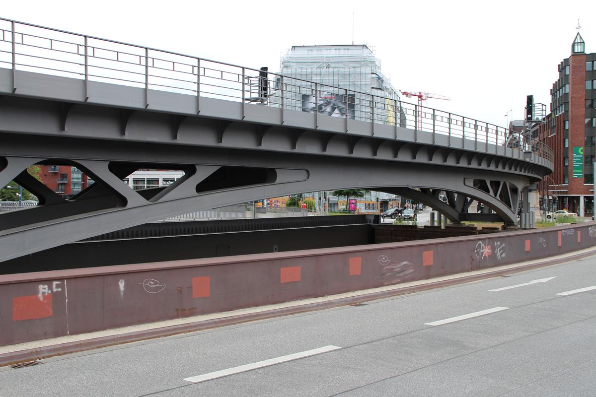 Binnenhafenbrücke (Subway) 