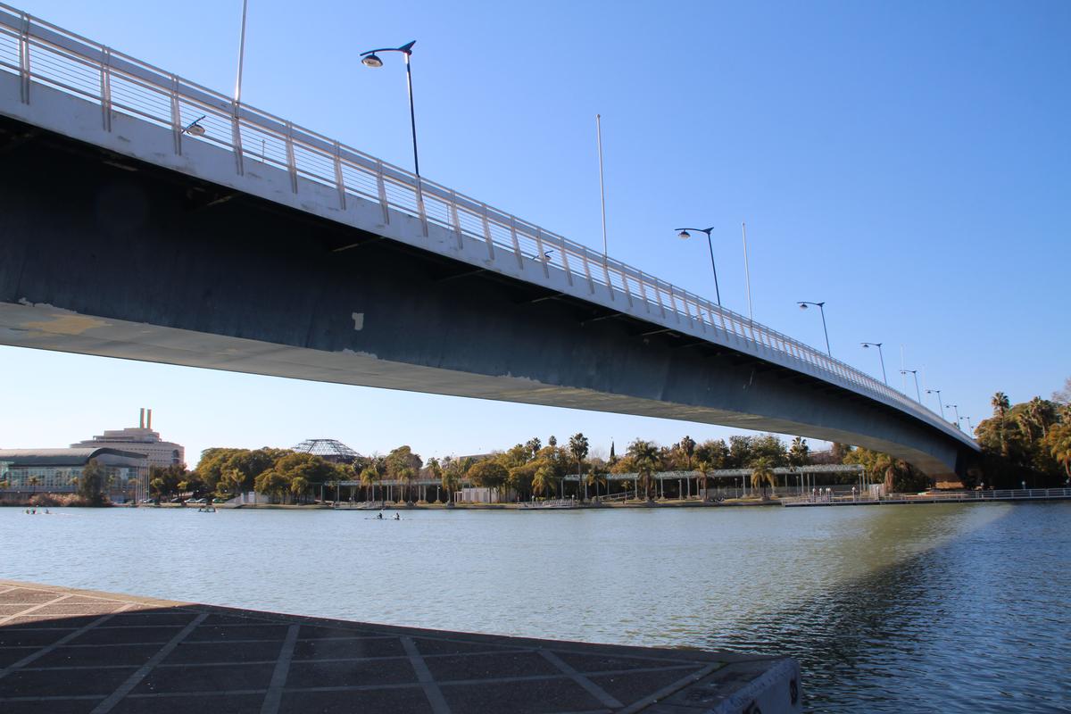 La Cartuja Brücke 