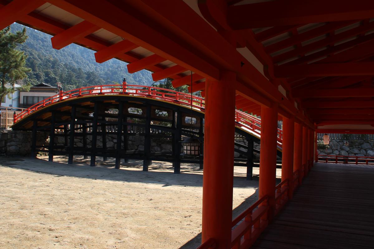 Passerelle du sanctuaire d'Itsukushima 