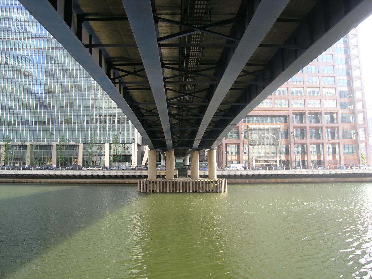 Heron Quays Brücke, London 