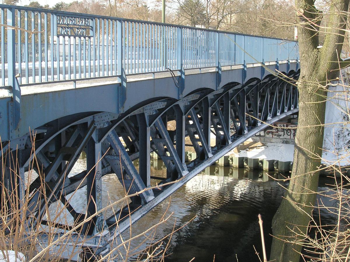 Bäkebrücke, Berlin-Steglitz 