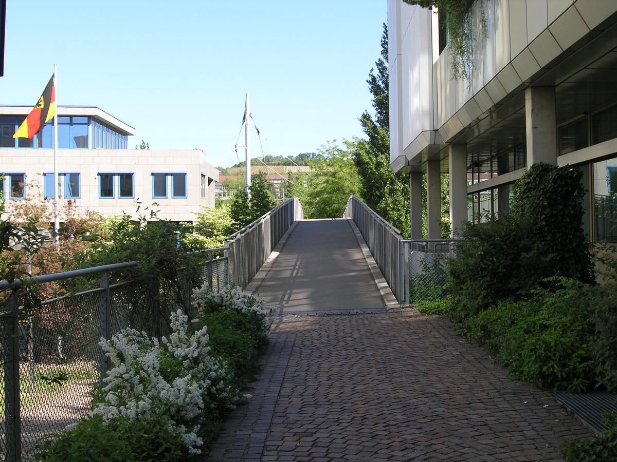 Fußgängerbrücke zum Kreiswehrersatzamt, Stuttgart 