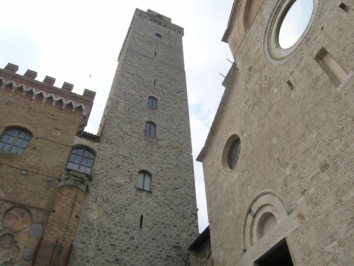 Rathausturm, San Gimignano, Italien 