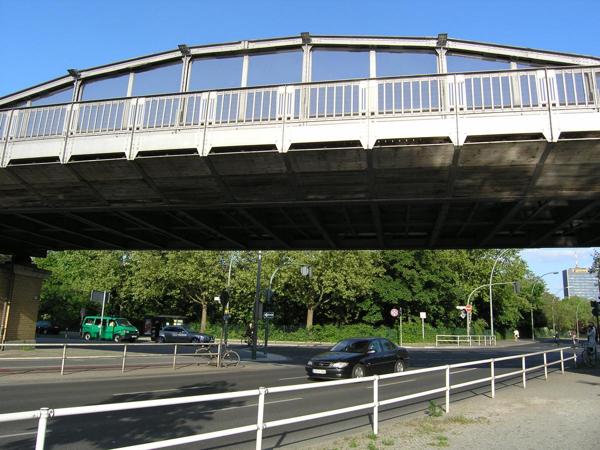 Köthen Bridge across Landwehrkanal and subway 