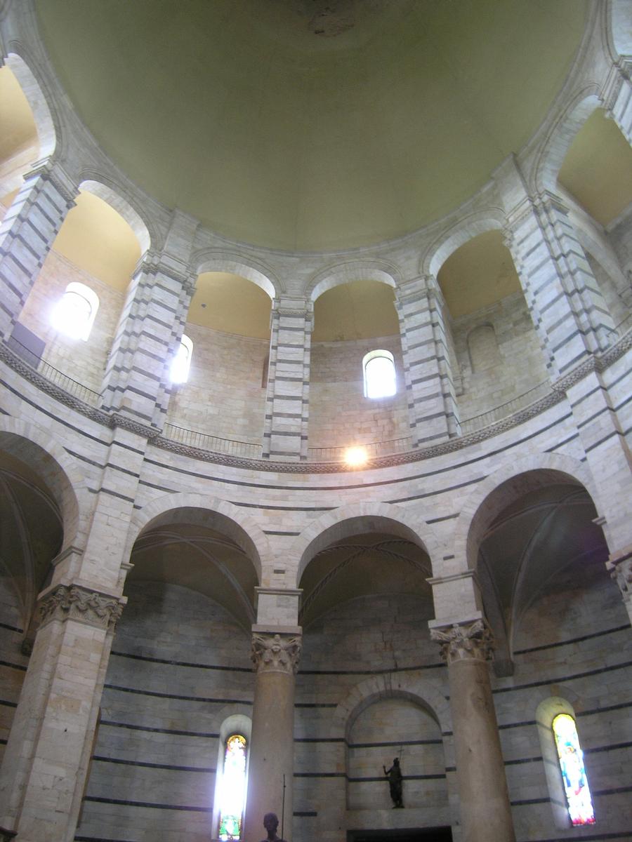 Baptisterium, Pisa, Italien 