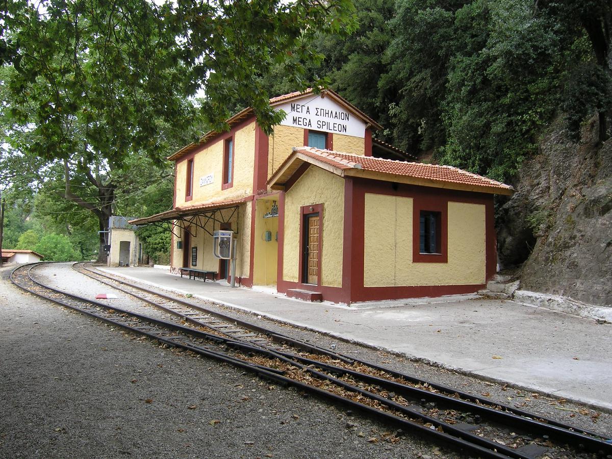 Schmalspurbahn Diakofto-Kalavrita (Bahnhof Mega Spilaio) 