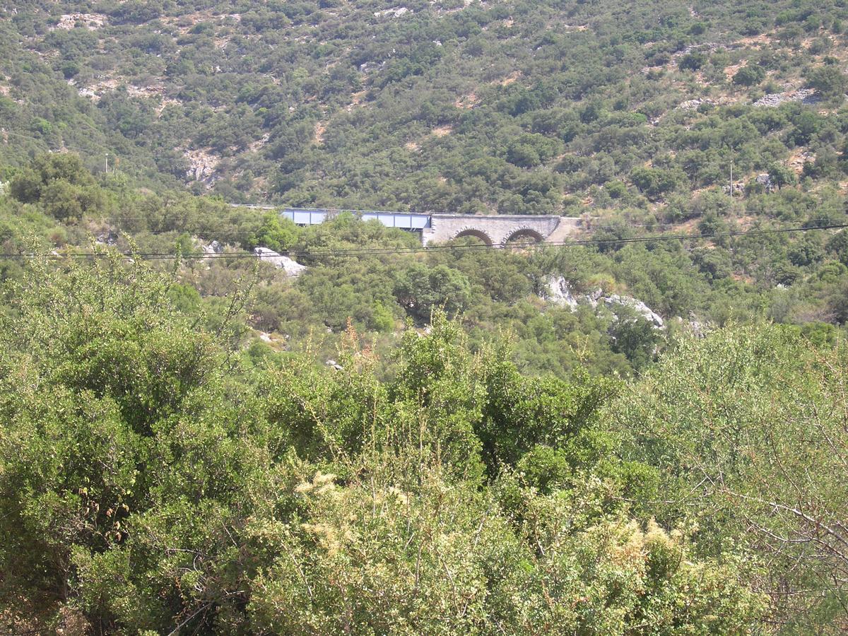Achladocambos Viadukt, Griechenland (zwischen Parthenion und Elaiochorion) 