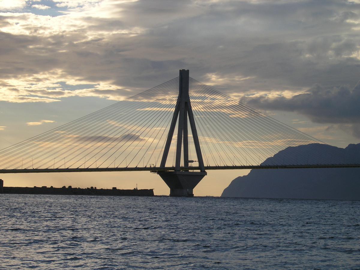 Harilaos Trikoupis Brücke 