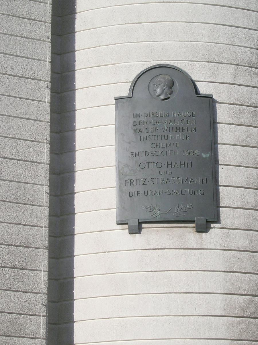 Otto Hahn Building, Free Univeristy 