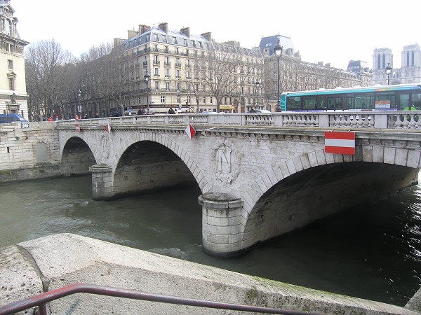 Saint-Michel Bridge 