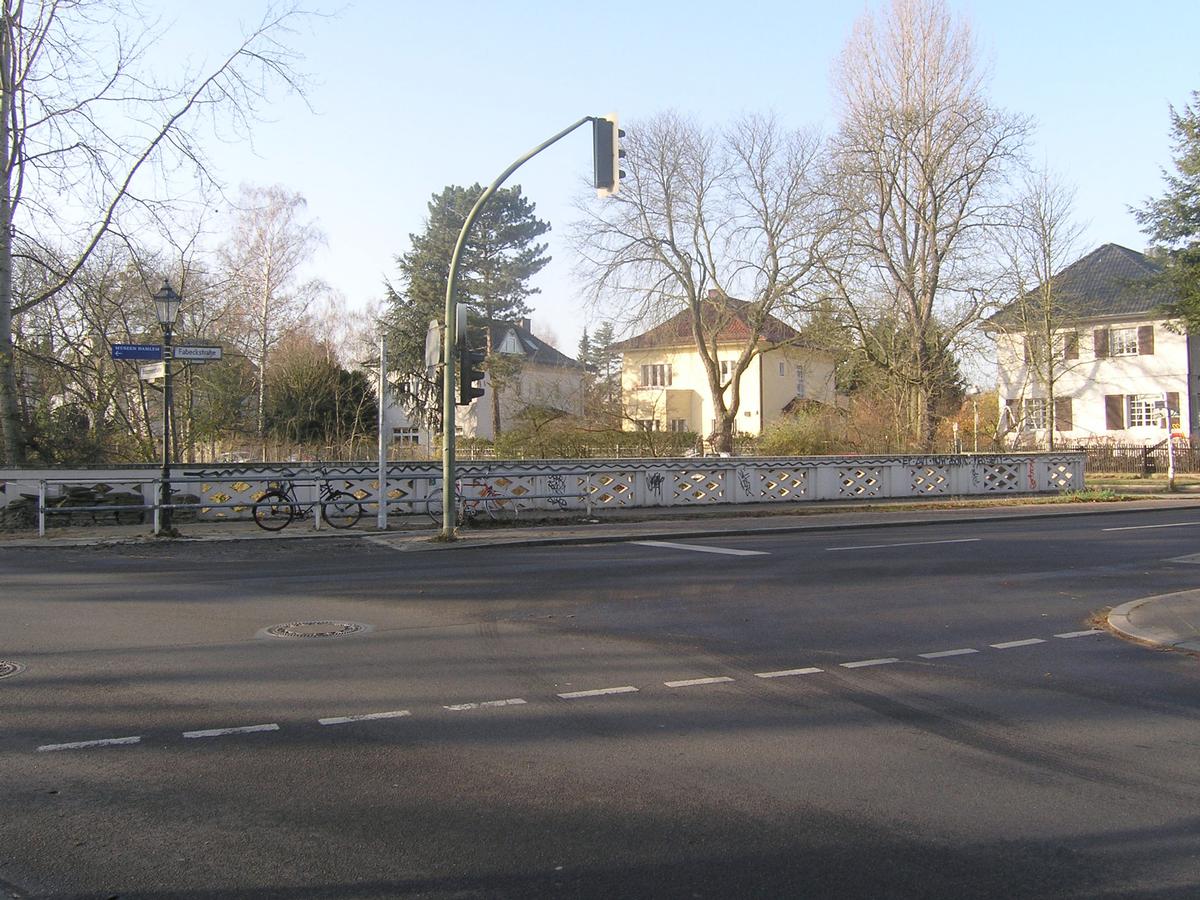 Pont de la Fabeckstrasse sur l'U 3 à Berlin-Dahlem 
