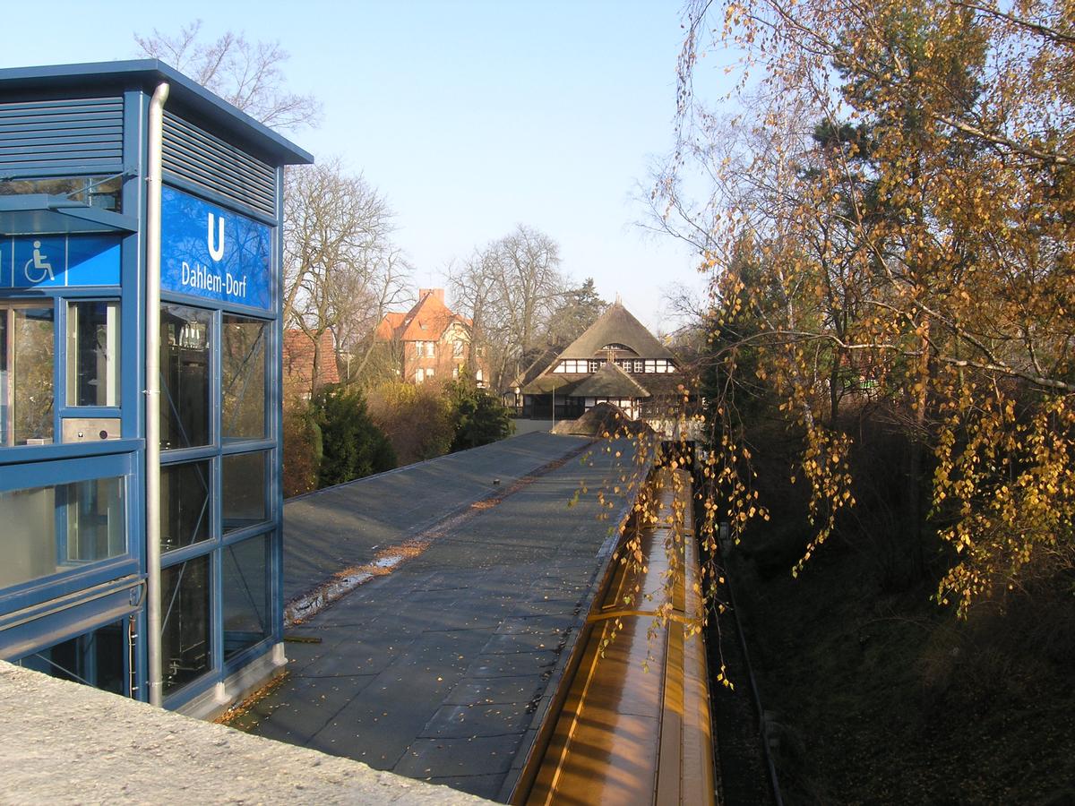 Gare de métro Dahlem-Dorf, Berlin-Dahlem 
