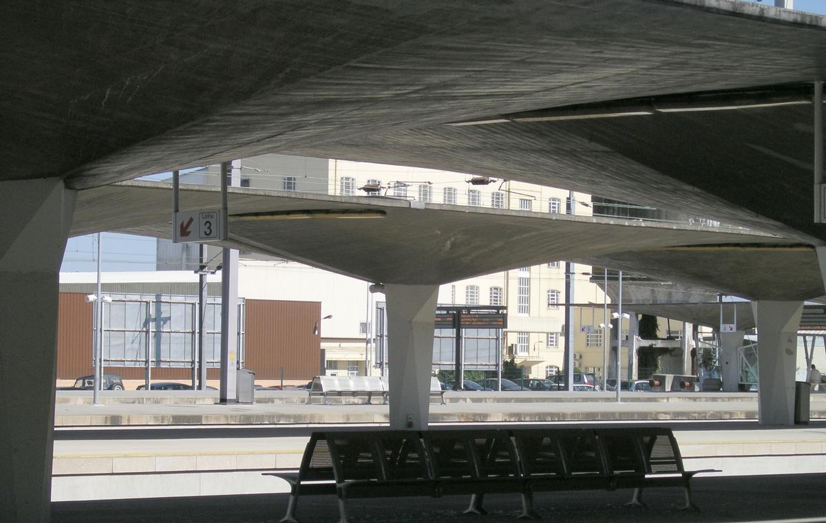 Bahnhof Porto-Campanhã 